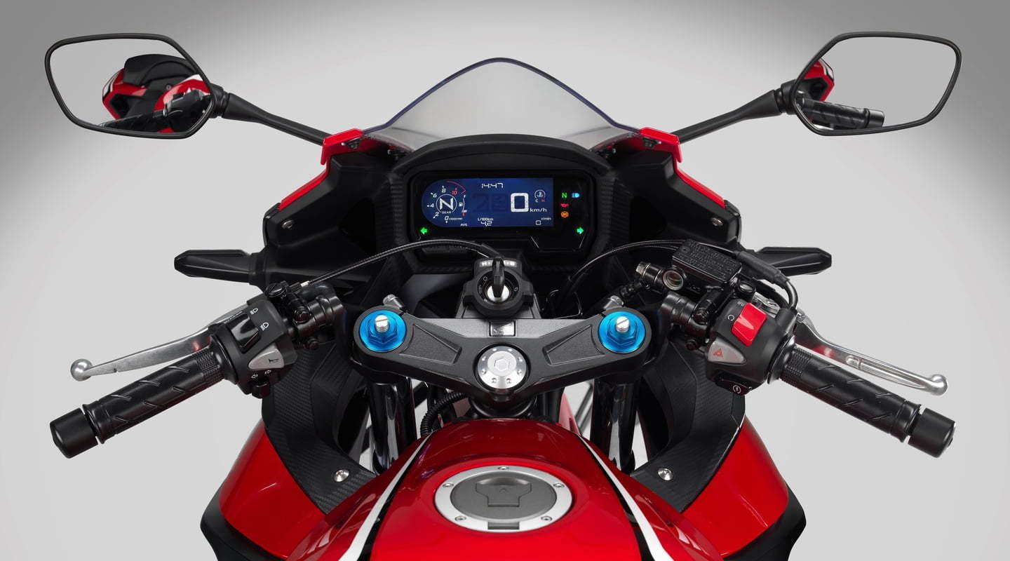 Honda CBR500R Top Speed & Acceleration MotoStatz