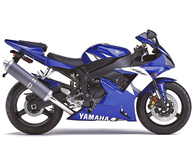 How to hit 200 mph on a Yamaha YZF-R1? - MotoStatz